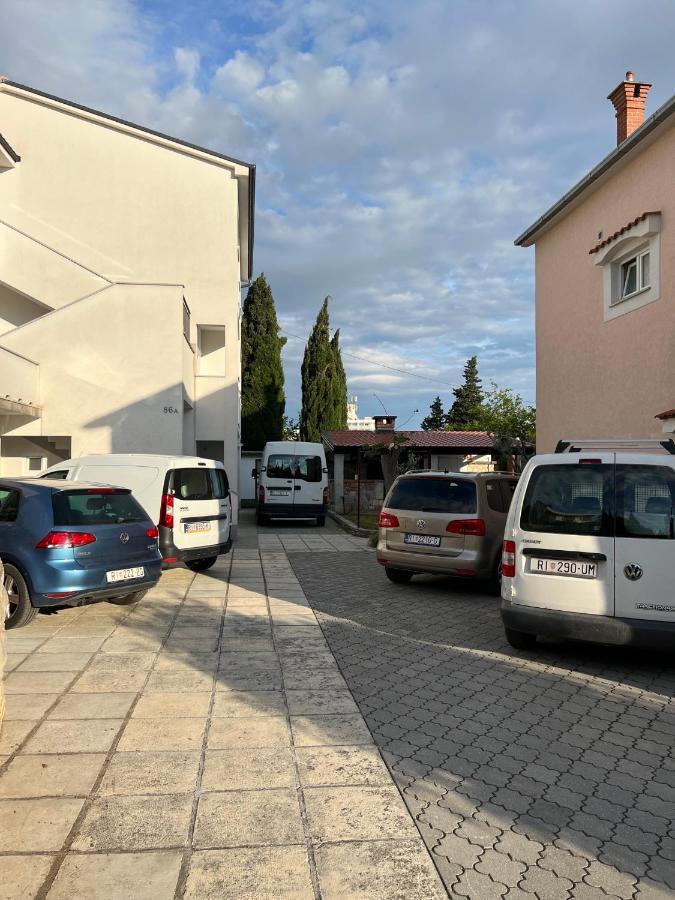 Apartments Luna Dramalj Kültér fotó
