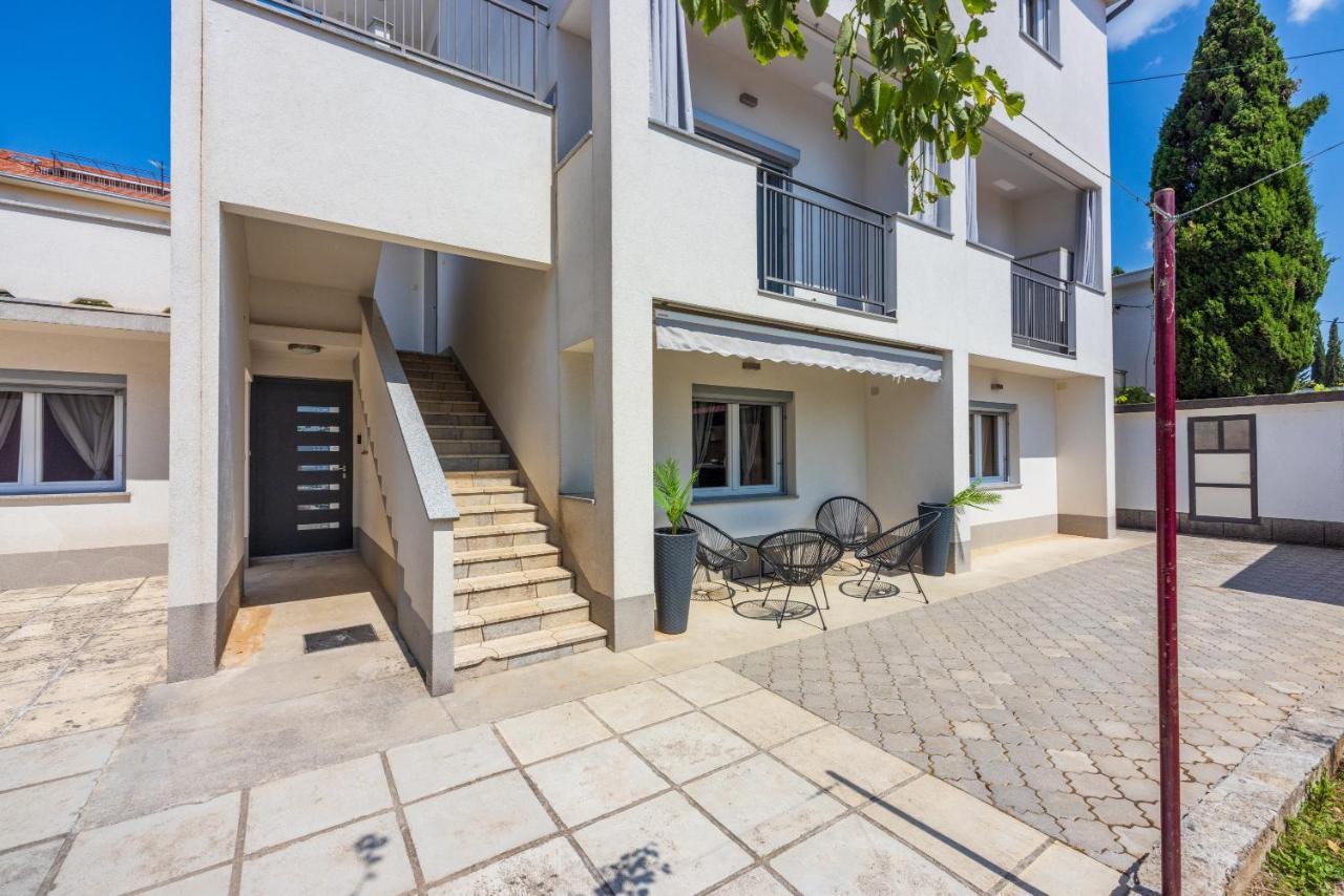 Apartments Luna Dramalj Kültér fotó
