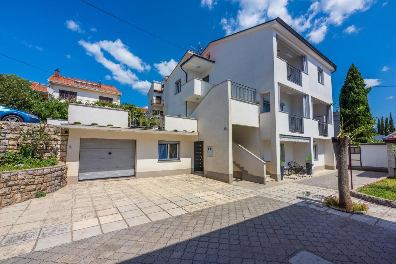 Apartments Luna Dramalj Kültér fotó